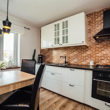 Nadmorski Z Garażem W Cenie Apartament